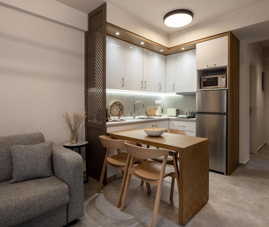 Iris Apartment *